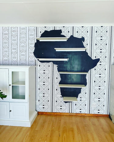 MoTSO DeSIGNED African Map Book Shelf